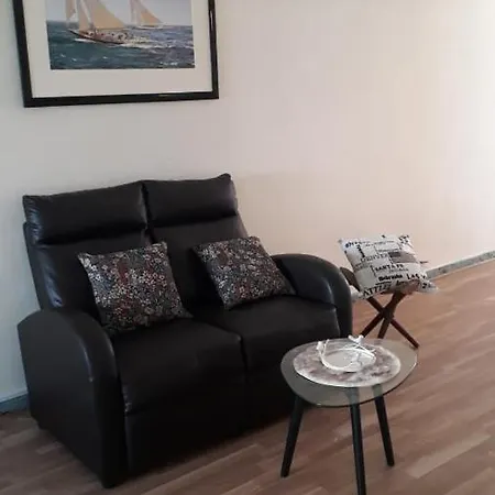 Homestay Casa Blaquinha L'Alfas del Pi